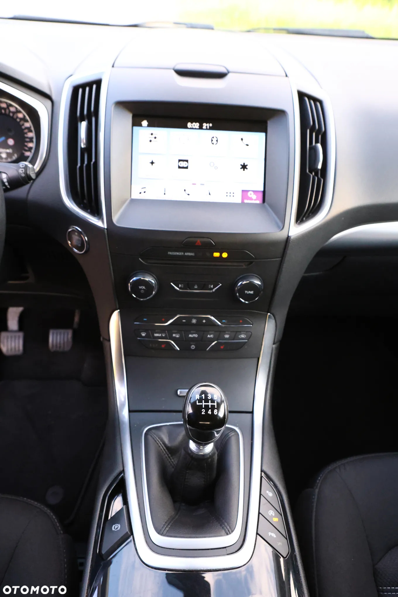 Ford Galaxy 1.5 EcoBoost Titanium - 25