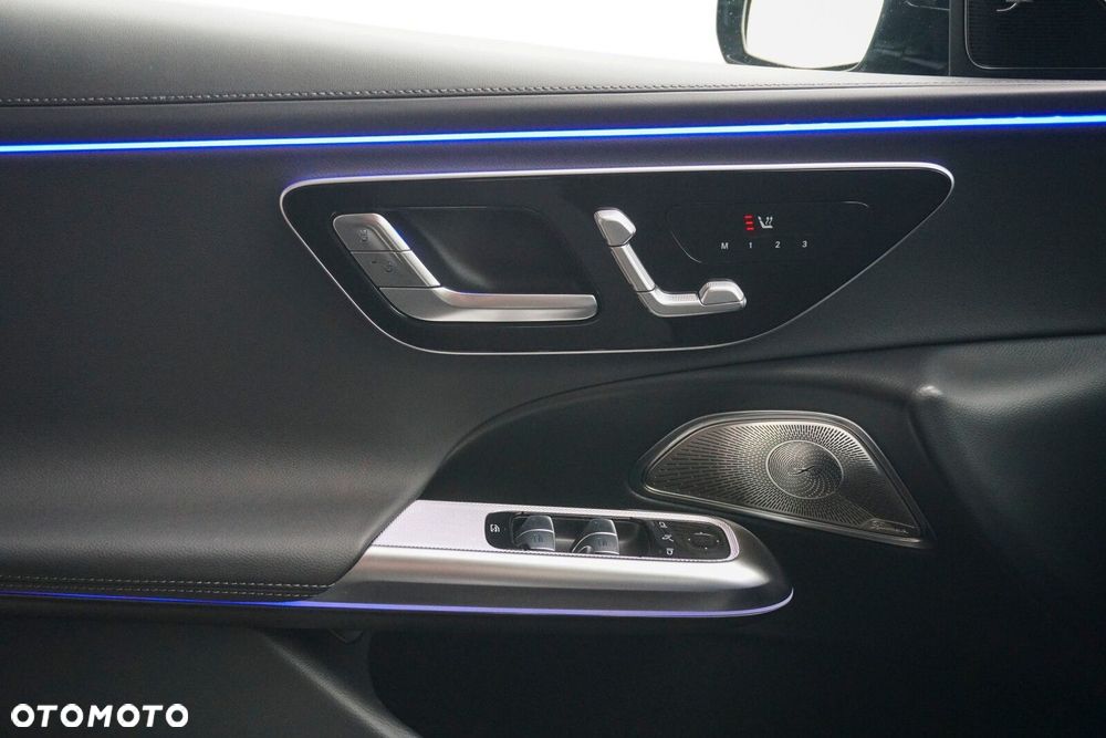 Mercedes-Benz Klasa E 220 d mHEV 4-Matic AMG 9G-Tronic - 15