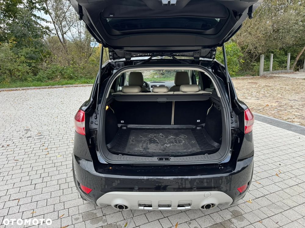Ford Kuga - 10