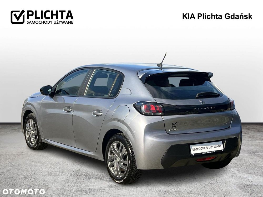 Peugeot 208 - 3