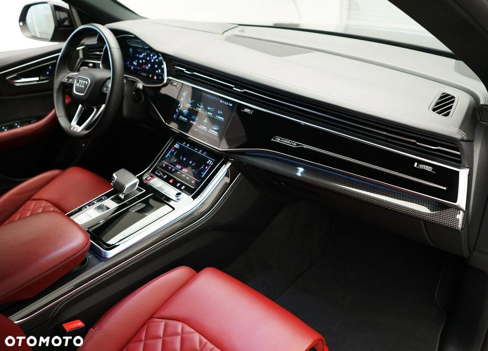 Audi SQ8 - 16