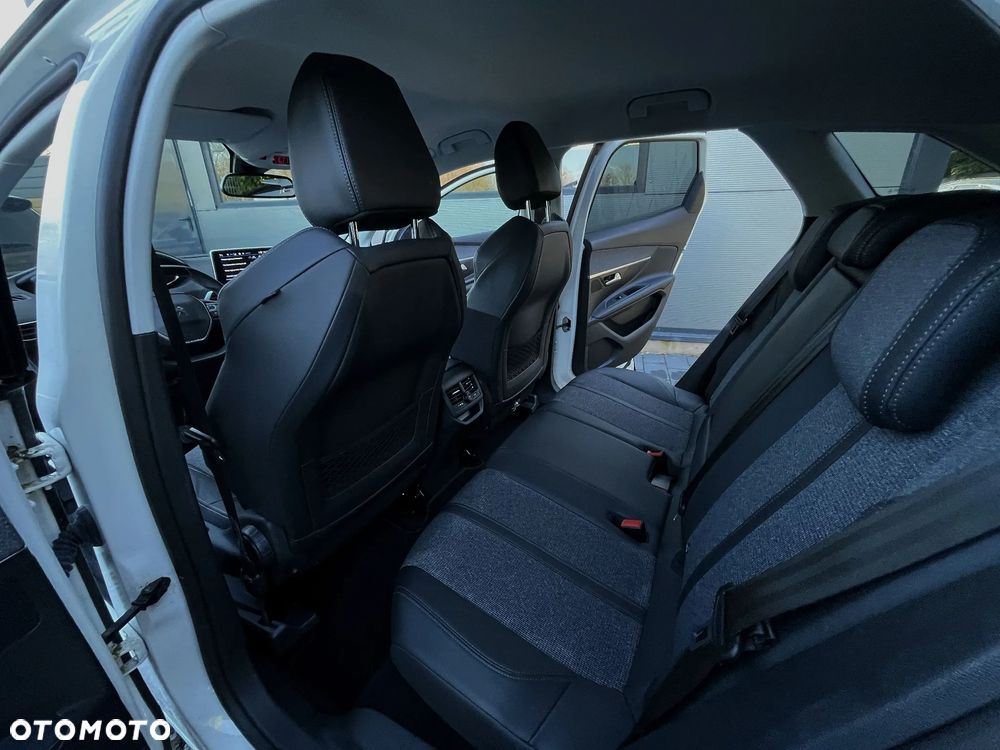 Peugeot 3008 1.5 BlueHDi Active S&S - 21
