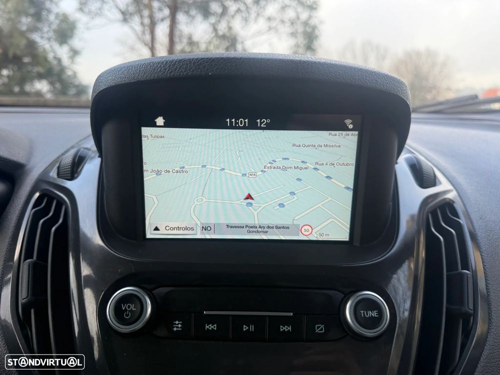 Ford Tourneo Courier 1.0 EcoBoost Titanium - 22