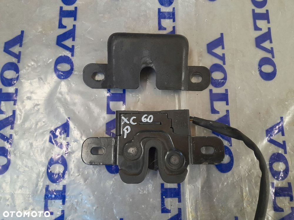zamek maski prawy przód 31425843 volvo xc60 lift - 2