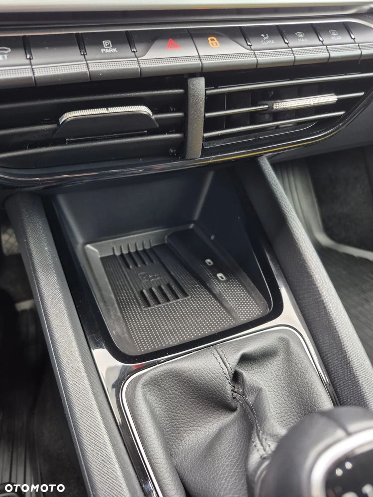 Skoda Octavia 1.5 TSI Selection - 9