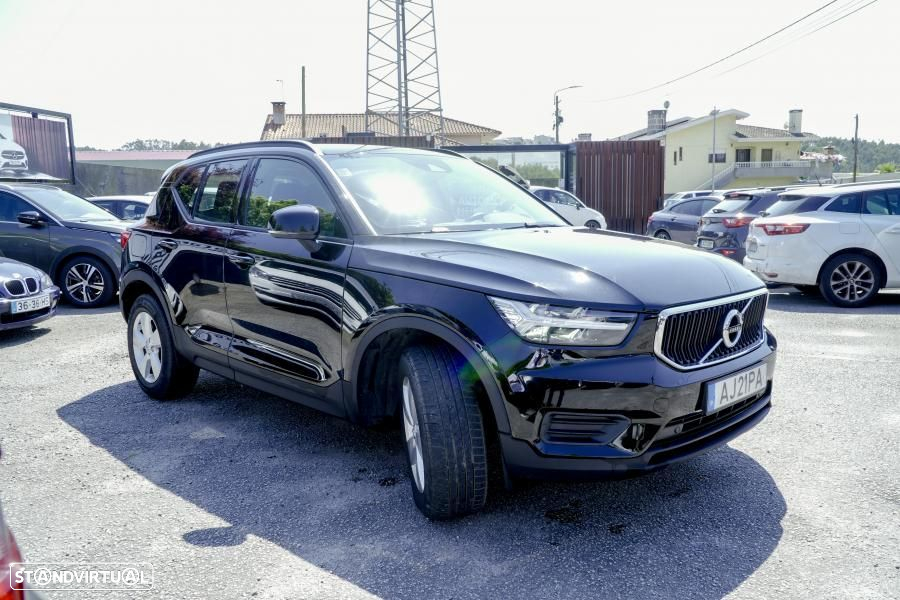 Volvo XC 40 1.5 T2 Momentum Core - 4