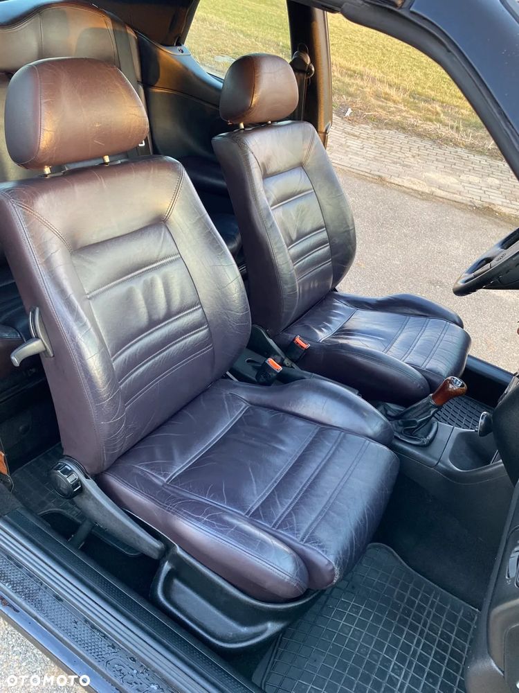 Volkswagen Golf - 30