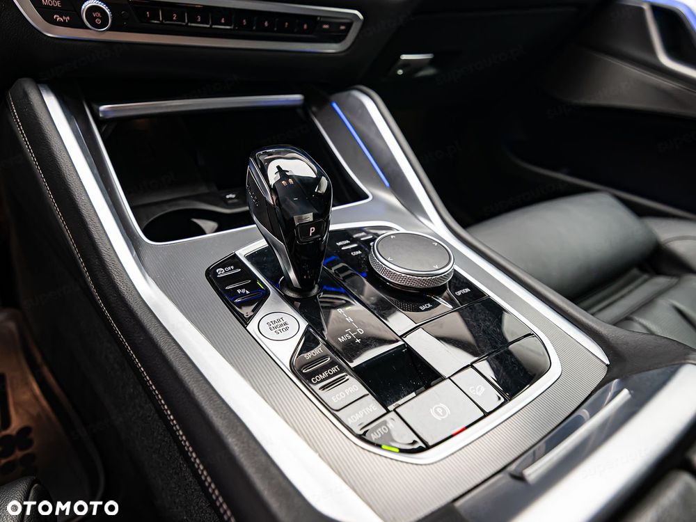 BMW X6 - 22