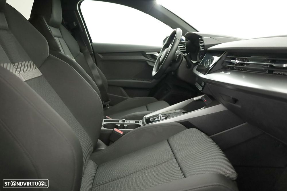 Audi A3 Sportback 45 TFSIe S line - 22