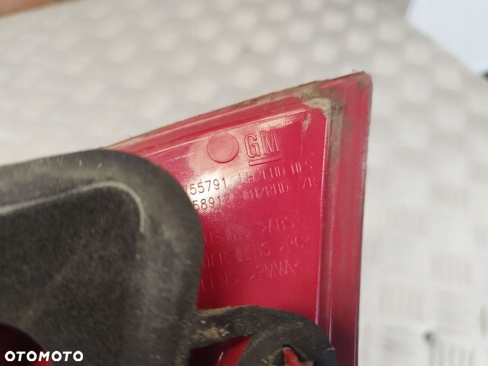 LAMPA LEWA TYLNA W KLAPIE SAAB 9-5 LIFT SEDAN - 3