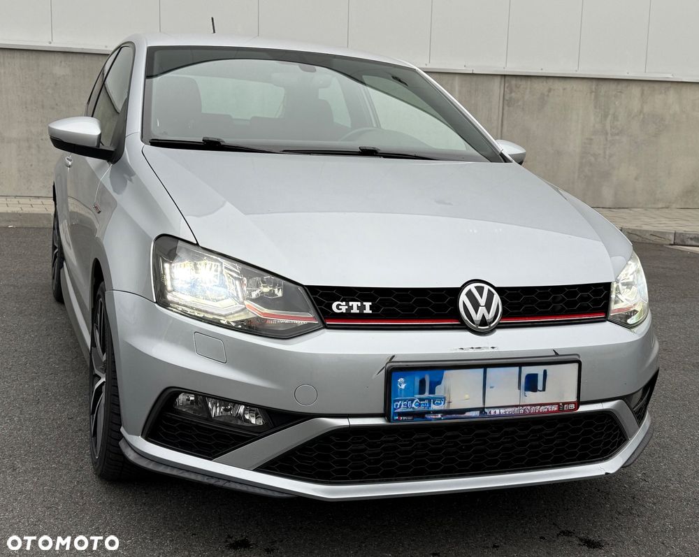 Volkswagen Polo 1.8 TSI (Blue Motion Technology) GTI - 2