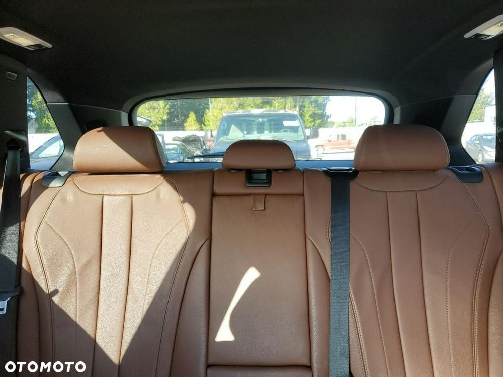 BMW X5 - 12