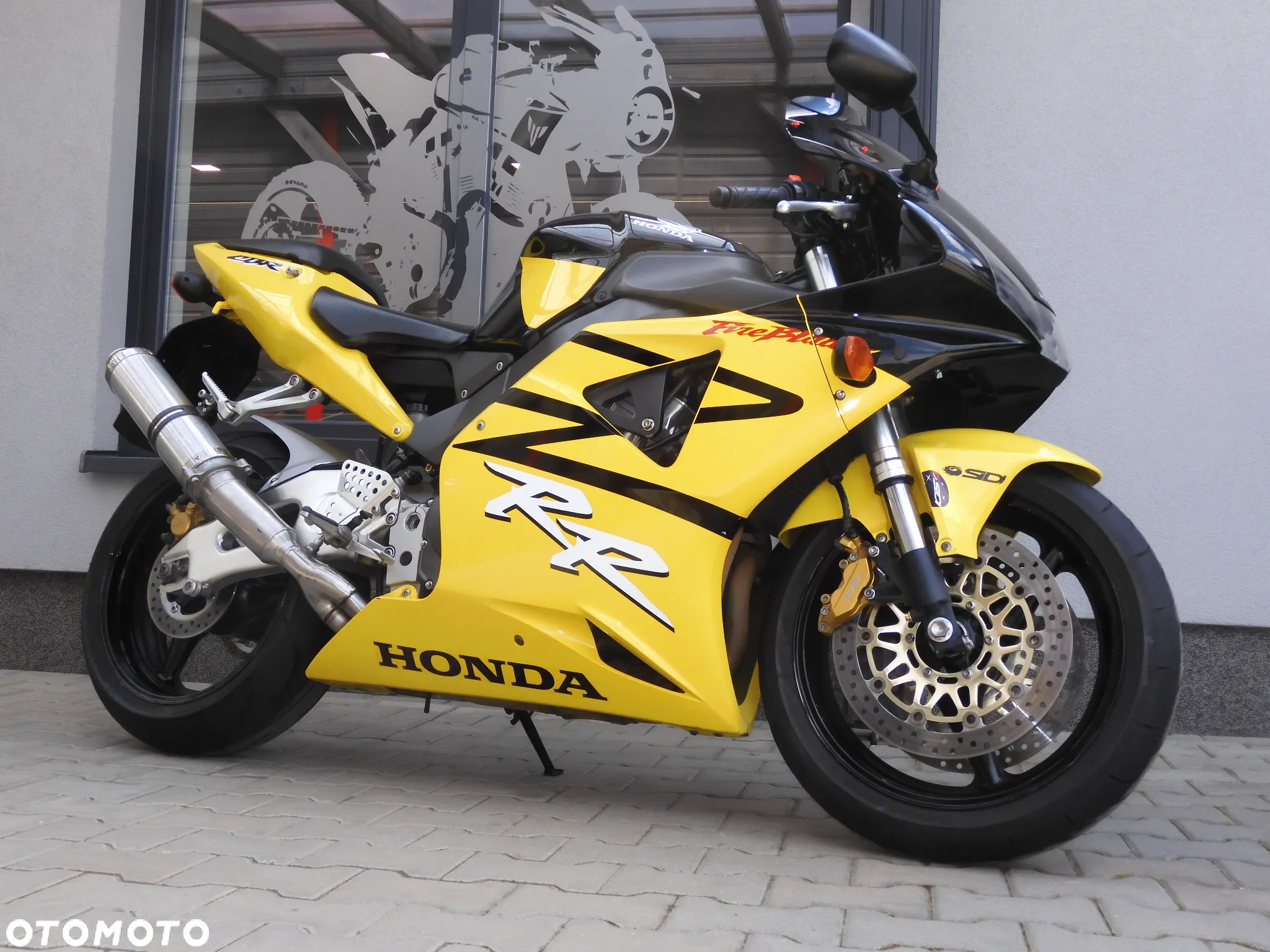 Honda CBR - 25