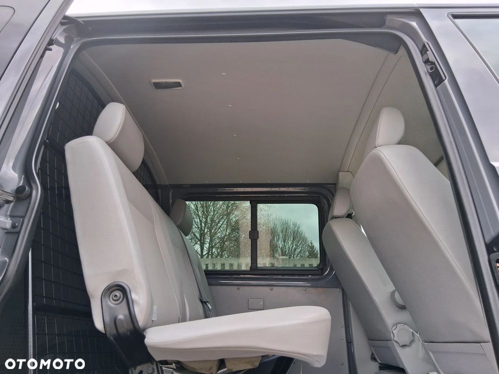 Volkswagen Transporter DSG - 19