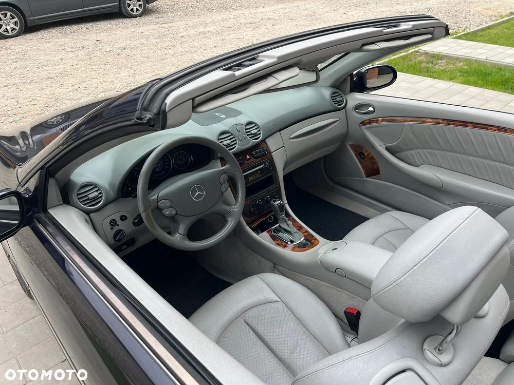 Mercedes-Benz CLK - 14