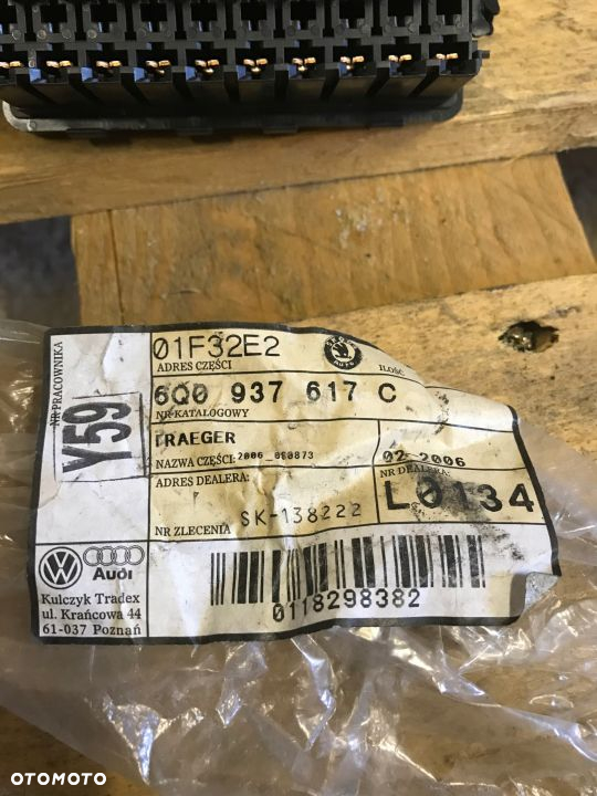 POLO IBIZA FABIA NOIWA LISTWA SKRZYNKA BEZPIECZNIKÓW 6Q0937617C - 3