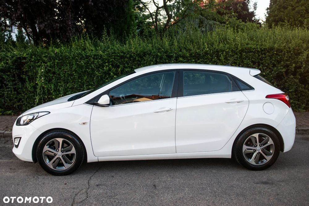 Hyundai i30 1.4 Comfort - 11