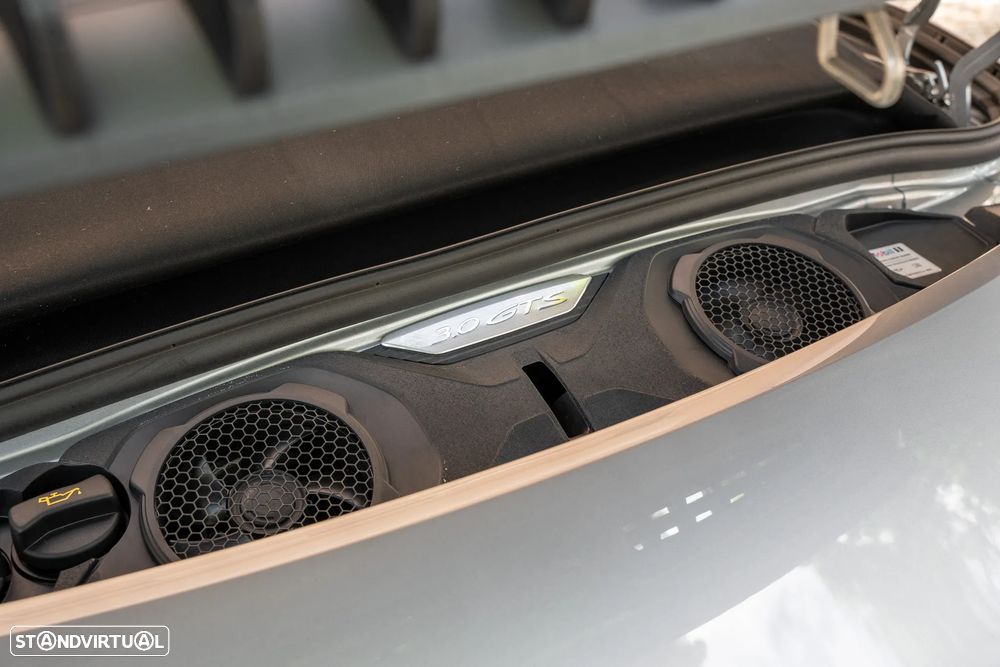 Porsche 911 (992) Carrera 4 GTS PDK - 38
