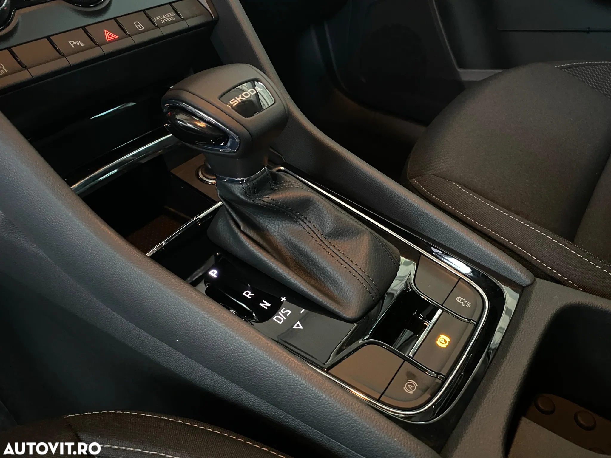 Skoda Karoq 1.5 TSI DSG Selection - 19