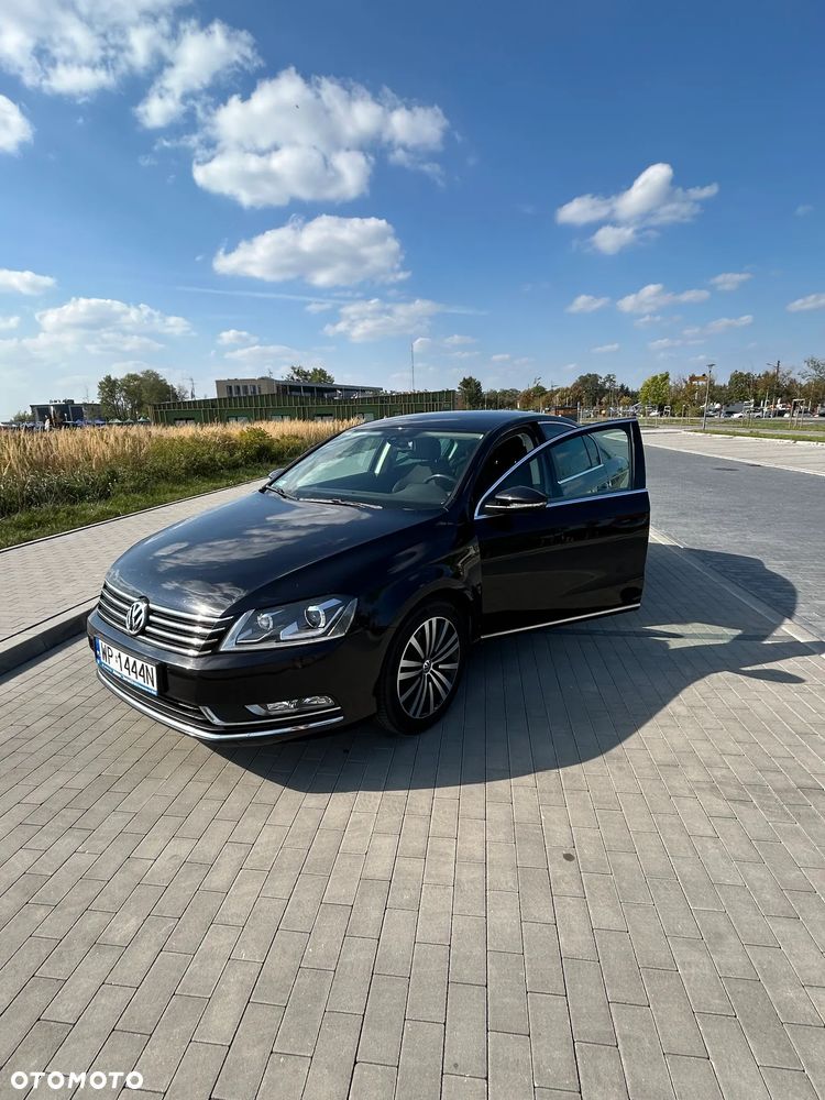 Volkswagen Passat 2.0 TDI Comfortline DSG - 9