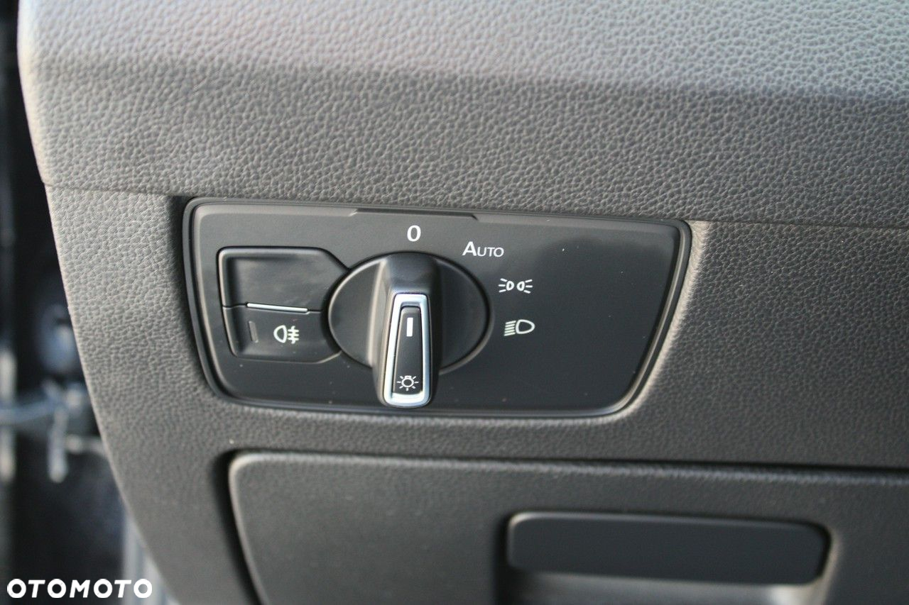 Volkswagen Passat - 18