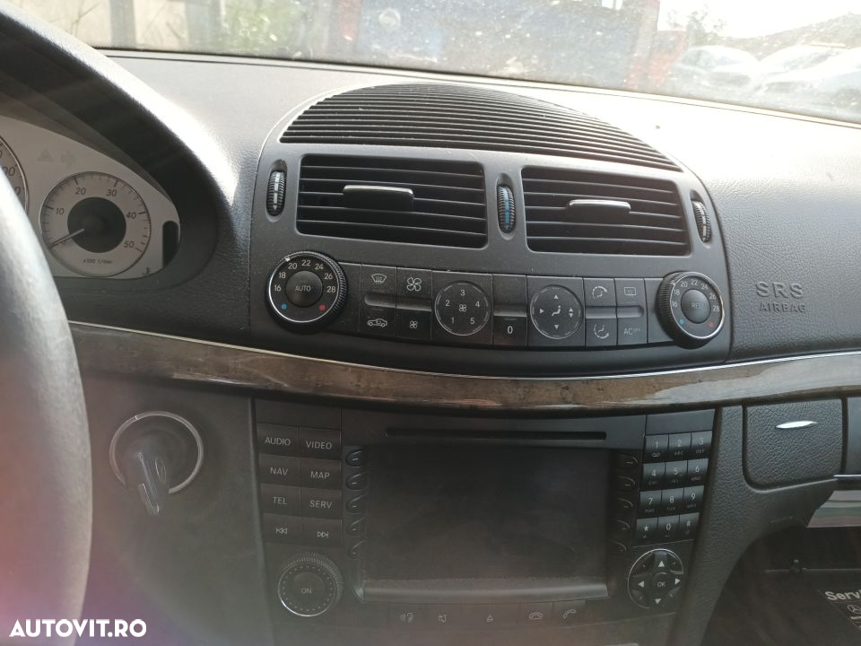 Dezmembrari  Mercedes-Benz E-CLASS (W211)  2002  > 2009 E 320 CDI (21 - 17