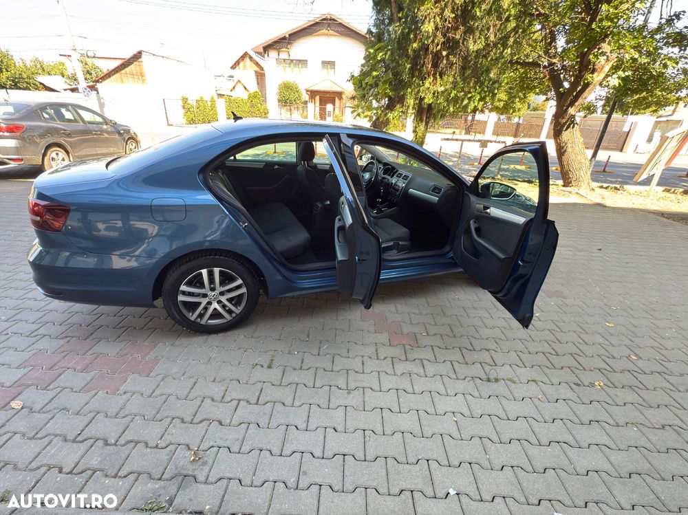 Volkswagen Jetta 1.2 TSI Comfortline - 6
