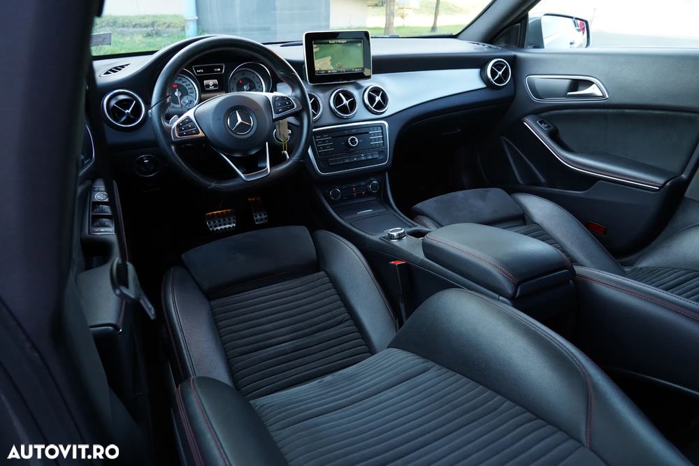 Mercedes-Benz CLA ver-200-cdi-d-7g--dct-amg-line - 9