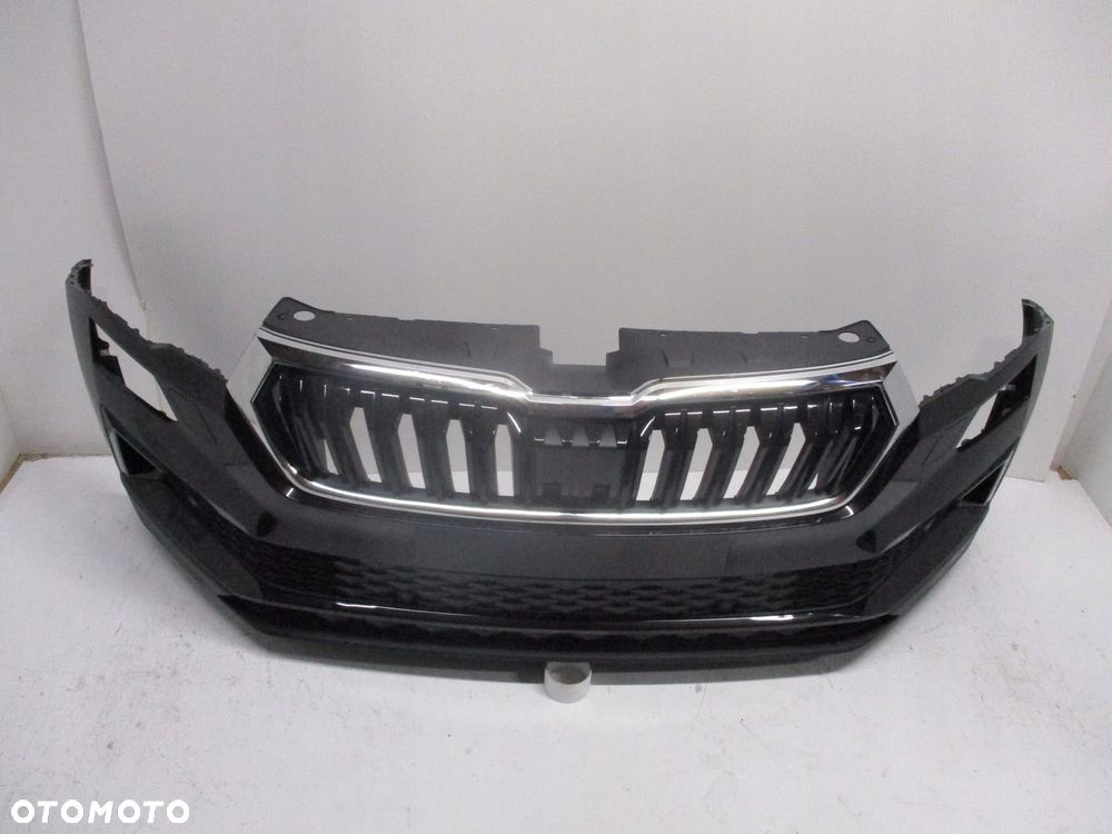 Zderzak SKODA KAROQ 57A 23R 4 PDC XENON POD RADAR - 2