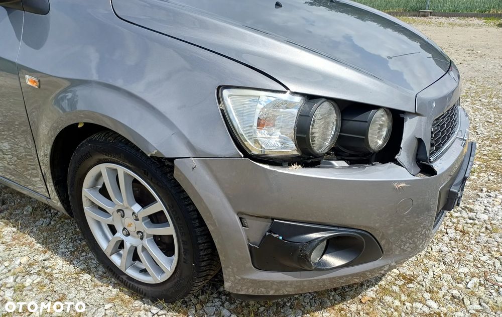 Chevrolet Aveo - 8
