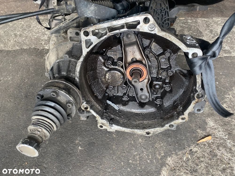 JCX SKRZYNIA BIEGÓW VW GOLF V 1.9 TDI 5 BIEGÓW - 2