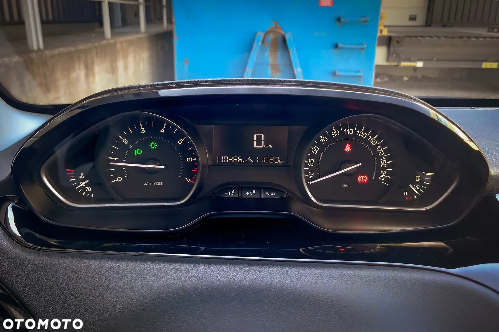 Peugeot 208 1.2 PureTech Active - 4