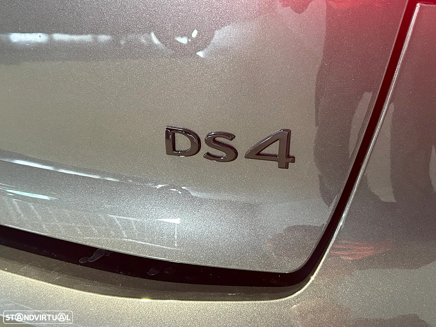 DS DS4 4 1.2 PureTech Performance Line EAT8 - 17