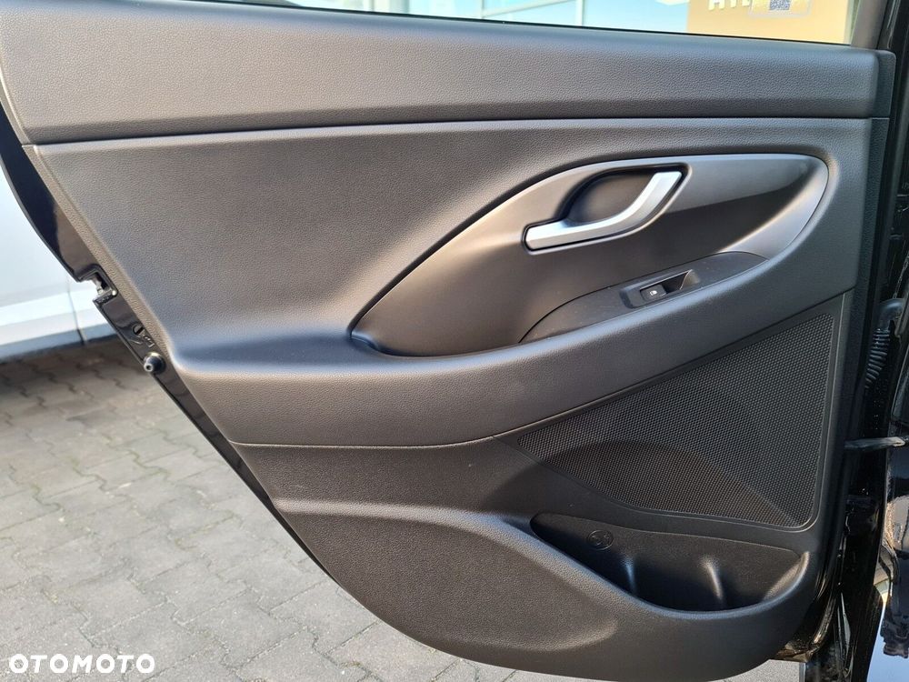 Hyundai i30 1.4 T-GDI Premiere Luxury - 38