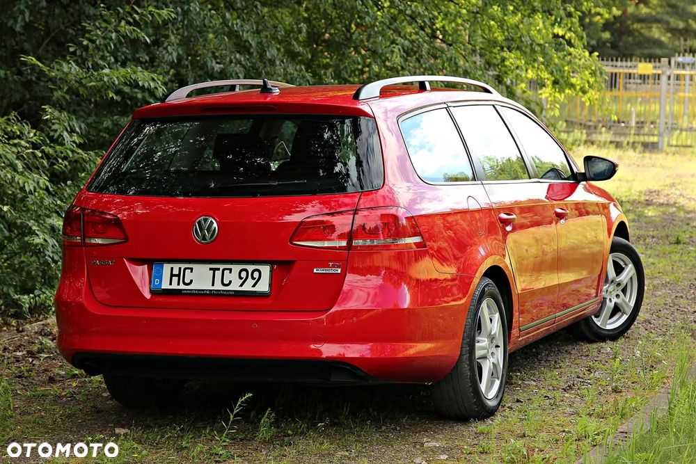 Volkswagen Passat Variant 1.6 TDI BlueMotion Technology Highline - 13