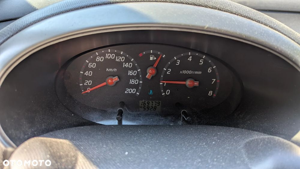 Nissan Micra 1.2 Visia - 4