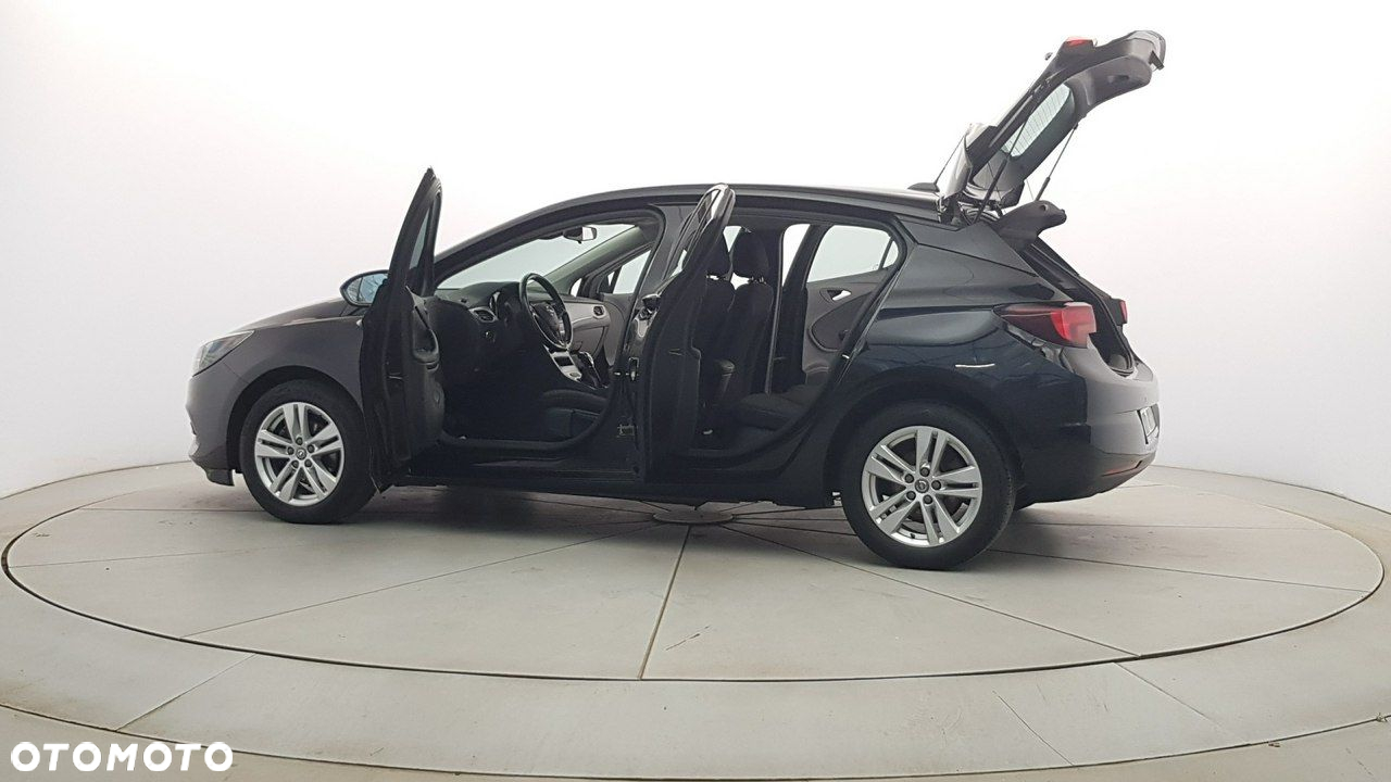 Opel Astra - 11