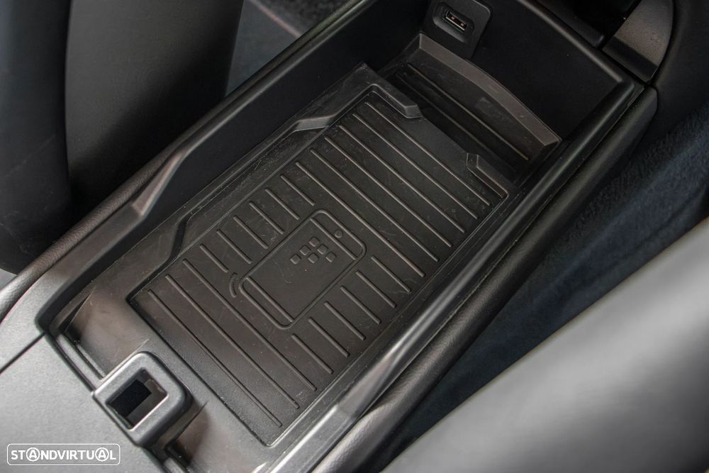 Porsche 911 (991) Carrera GTS PDK - 37