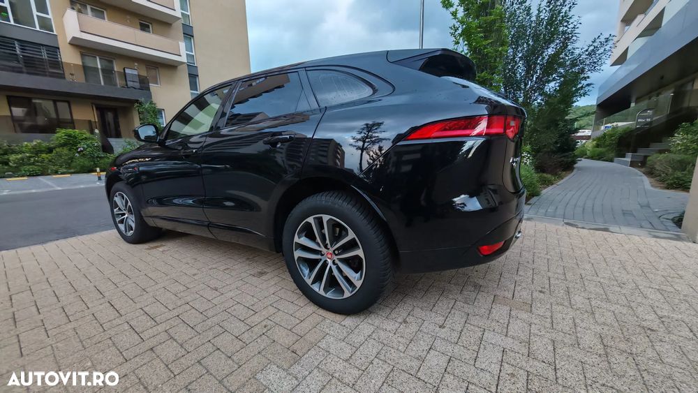 Jaguar F-Pace 25d AWD R-Sport - 8