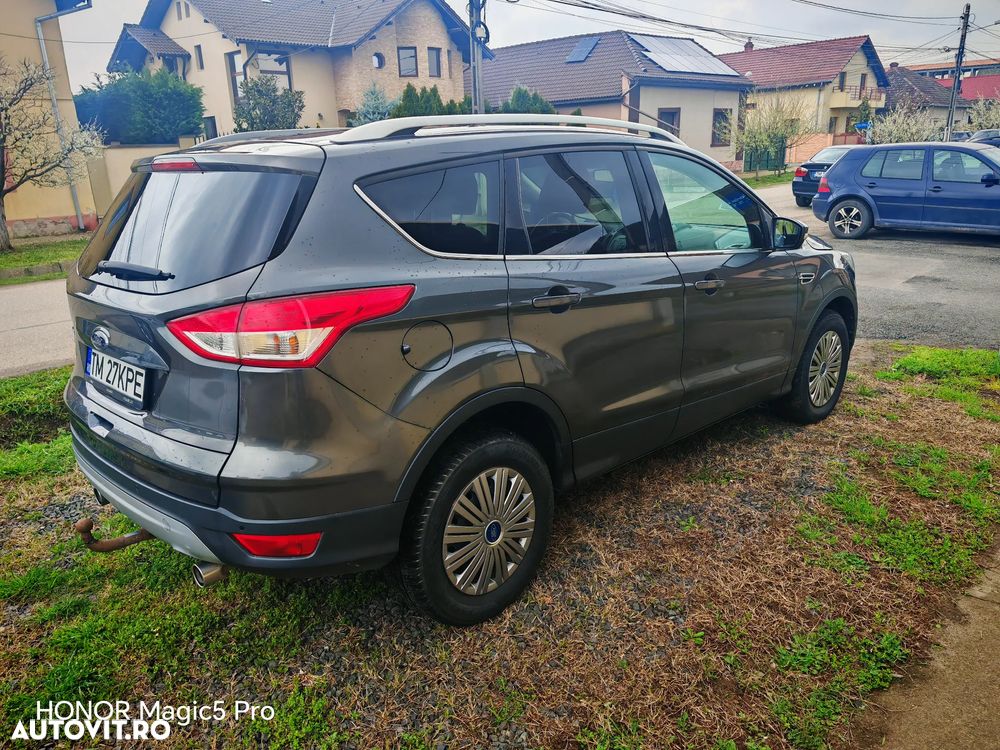 Ford Kuga 2.0 TDCi 4x4 Aut. Individual - 4