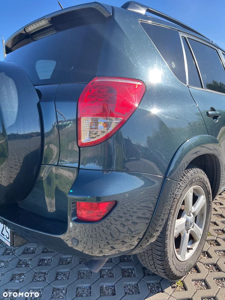 Toyota RAV4 2.2 D-CAT 4x4 Executive - 6