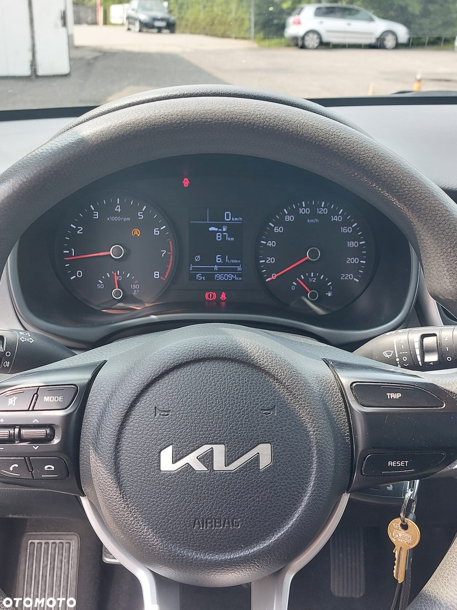 Kia Rio - 4