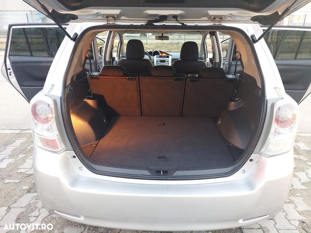Toyota Verso - 11