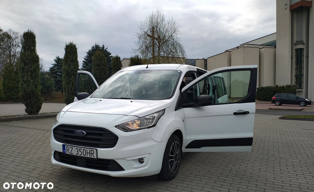 Ford Transit Connect II - 19