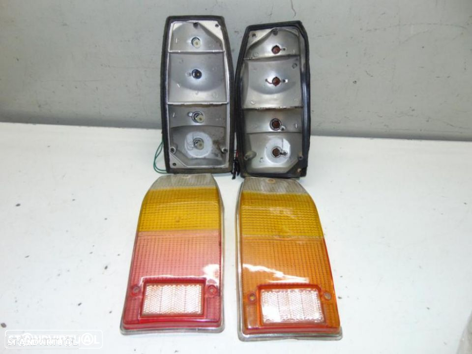 Peugeot 504 carrinha farolins de trás - 2