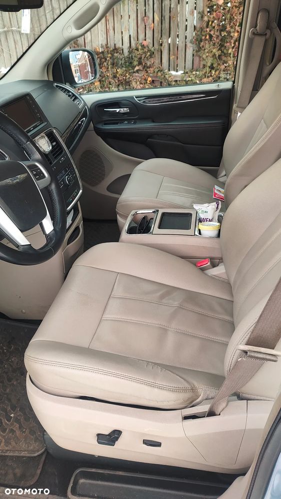 Chrysler Town & Country 3.6 Touring - 7