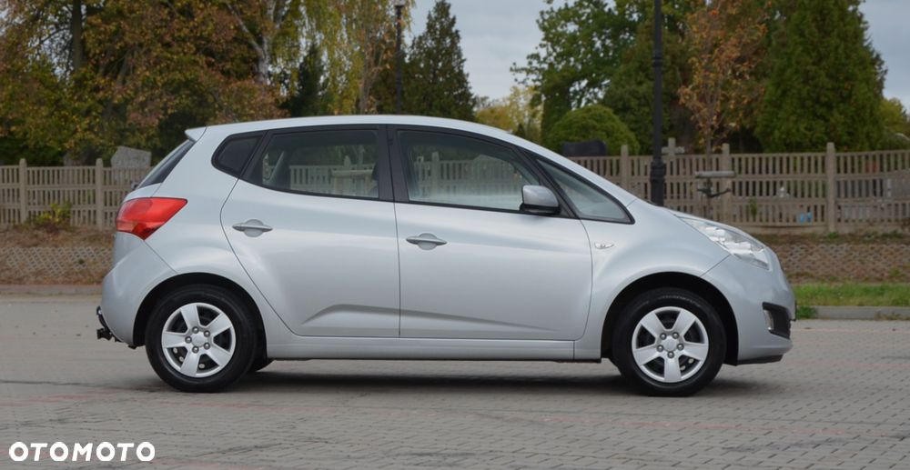 Kia Venga - 9
