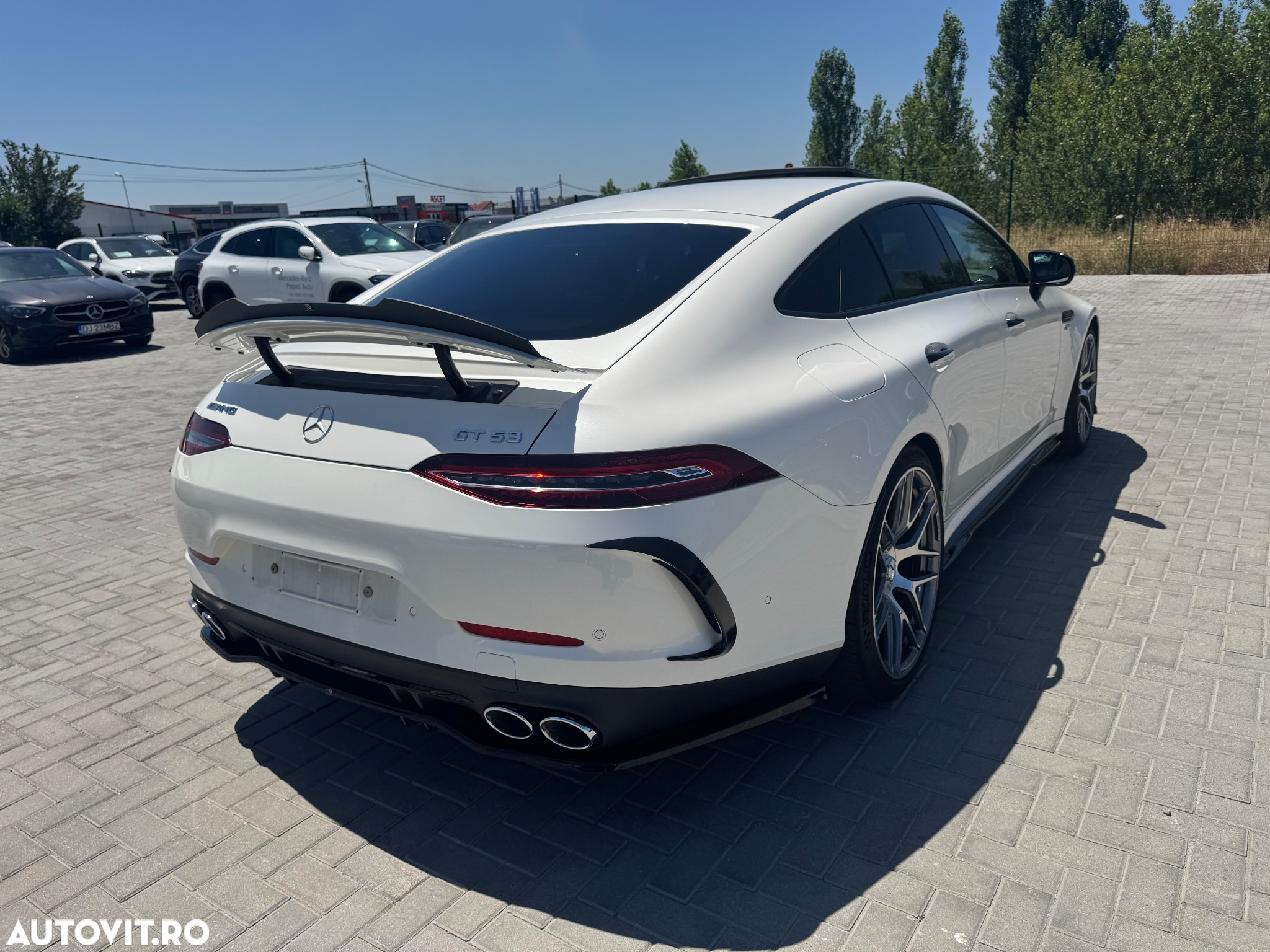 Mercedes-Benz AMG GT 53 4MATIC+ - 17
