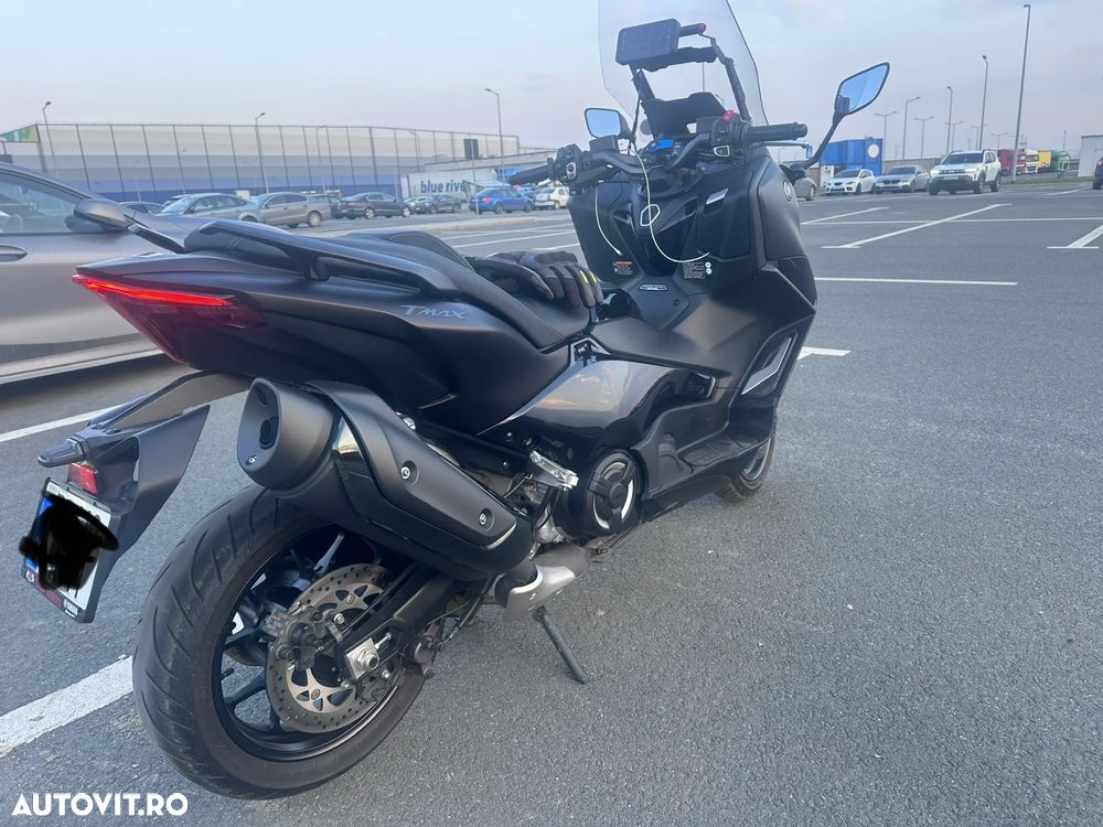 Yamaha TMAX 560 - 1