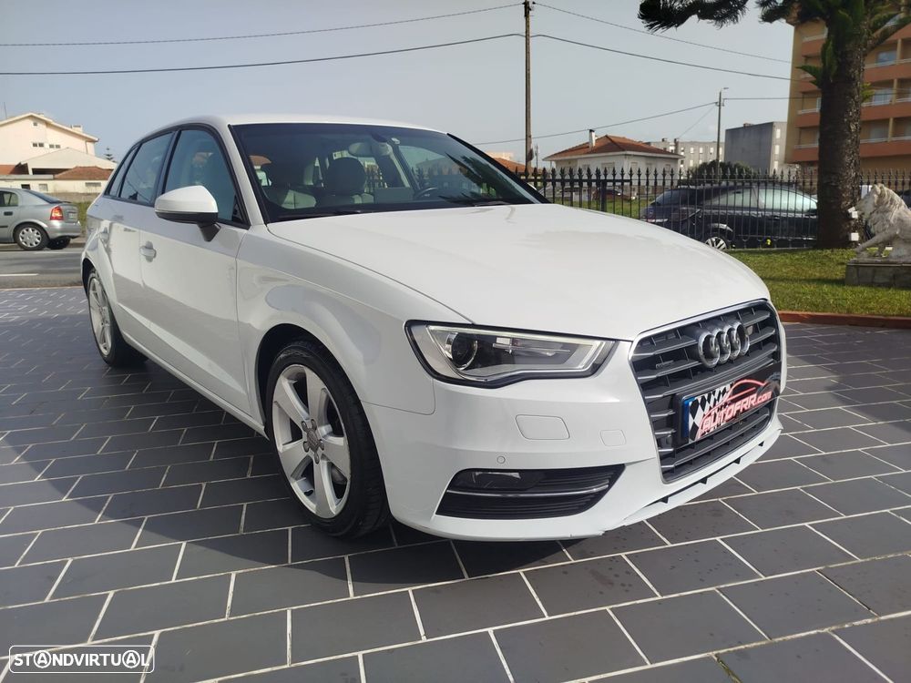 Audi A3 Sportback - 1
